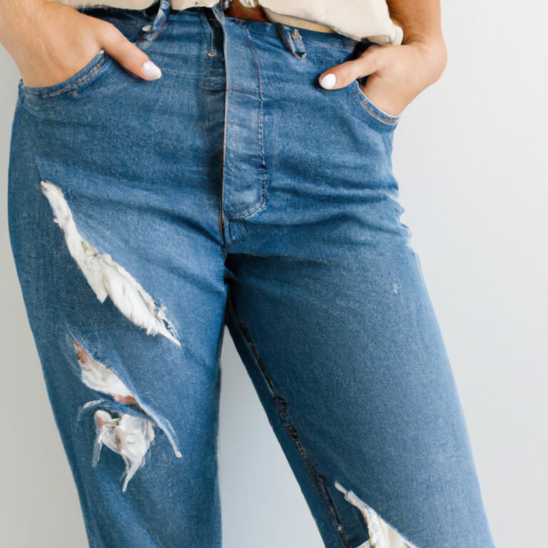 Effortless Chic: Casual Denim Outfit Ideas for Work